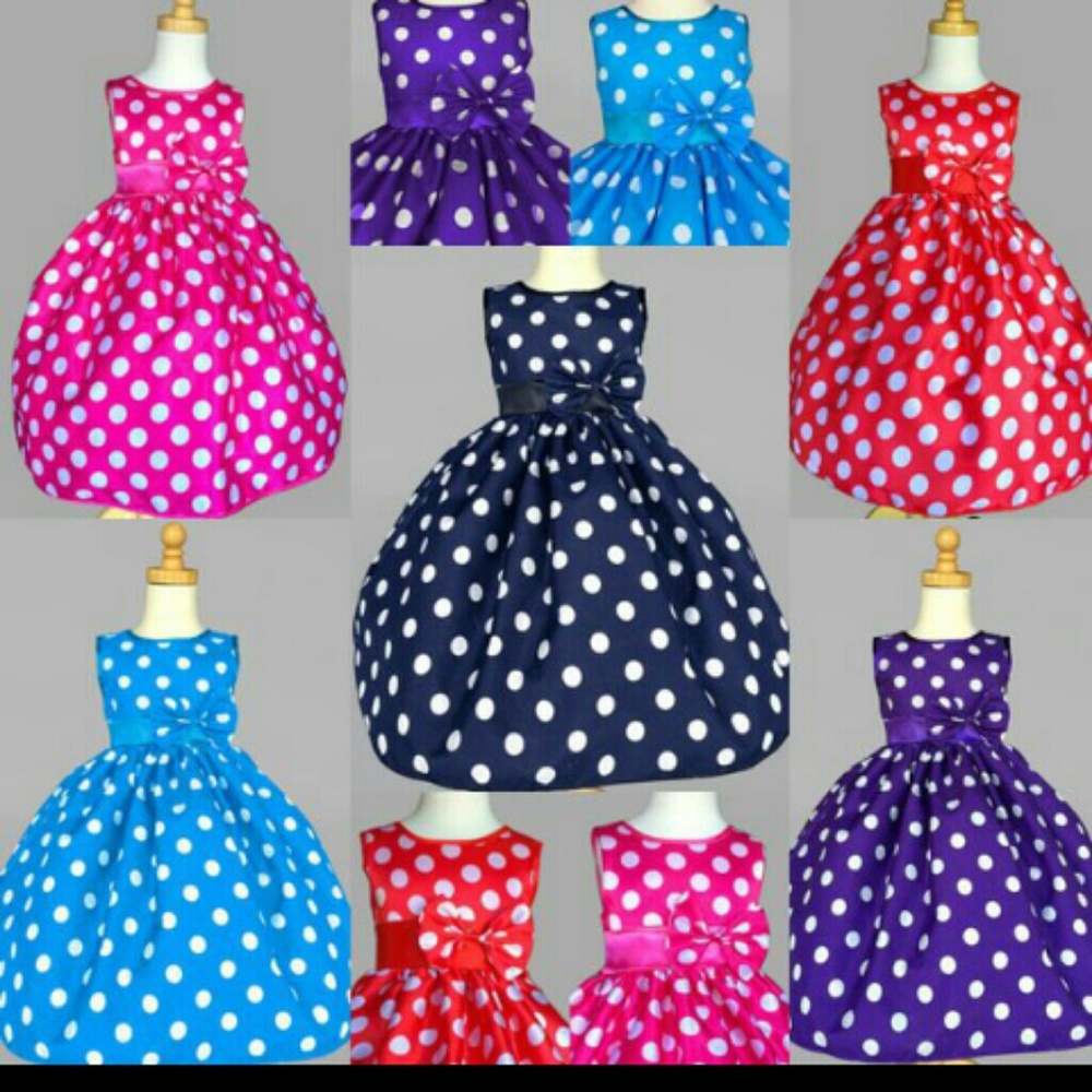 Polka dot dresses.  My dress doesn't have the bow